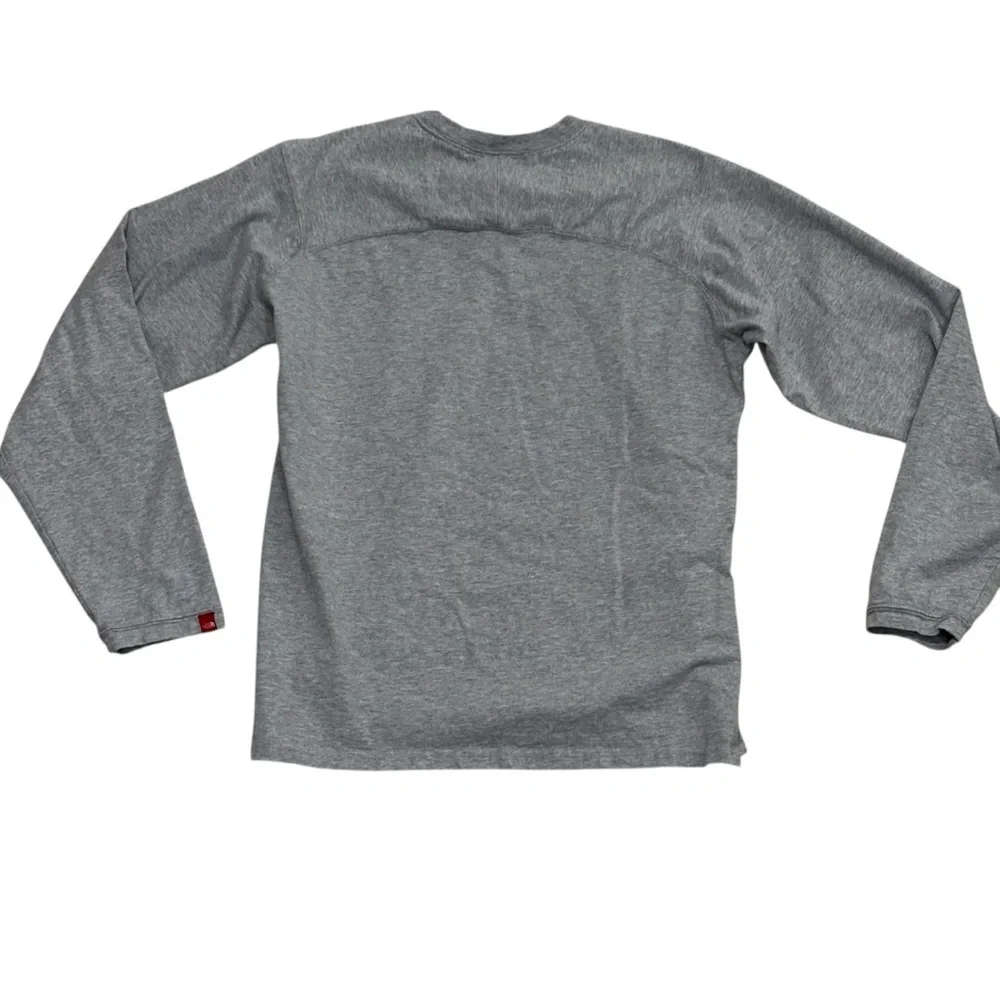 The North Face Gray Long Sleeve Men's Tee - Size Small - Slim Fit -‎ B22
